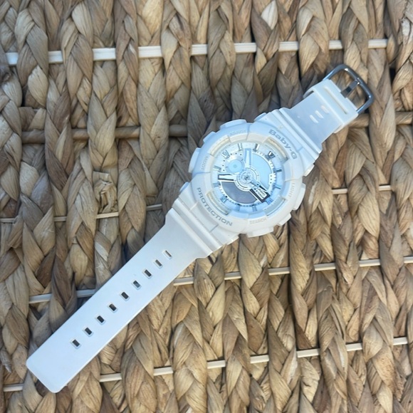 G-Shock White Women's Watch - Picture 1 of 4